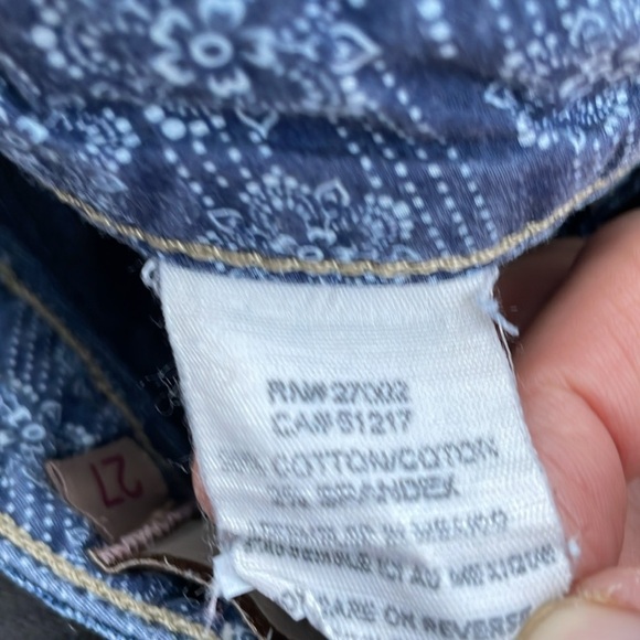 Paige‎ Silver Lake Short Low-Rise Raw Hem shorts - Picture 11 of 11